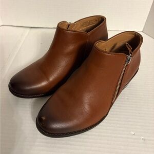 Vionic Jolene Mocha Leather Ankle Boots
